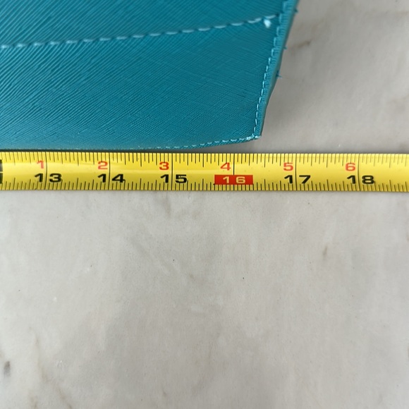 🩵Trina Turk Printed Large Tote🩵 - Picture 14 of 16